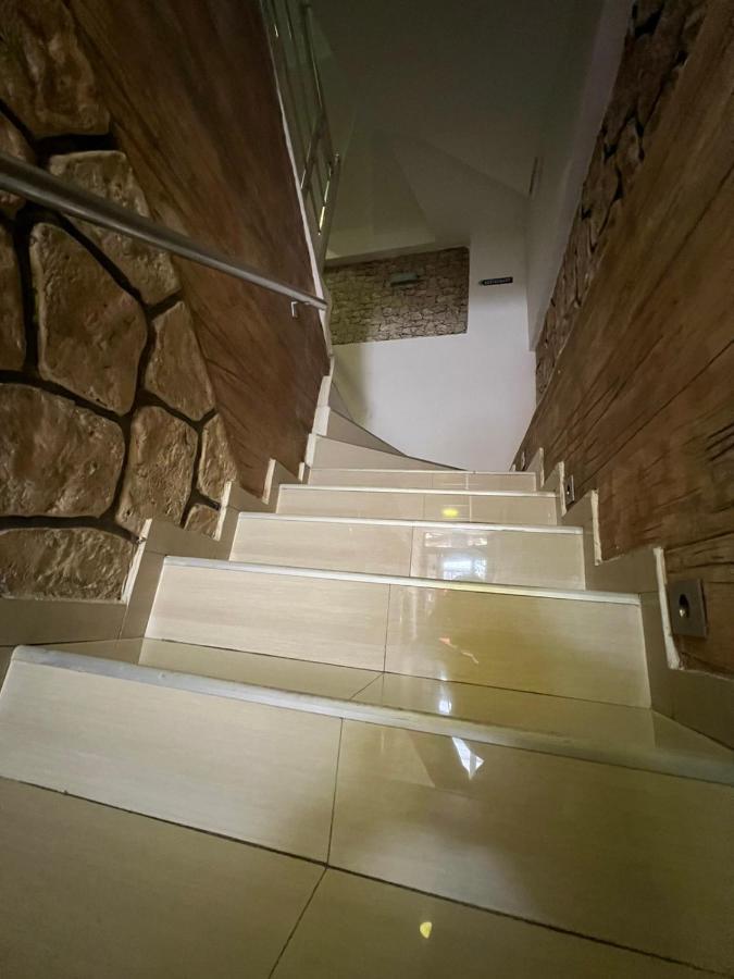 Hotel Ultra Star 스코페 외부 사진