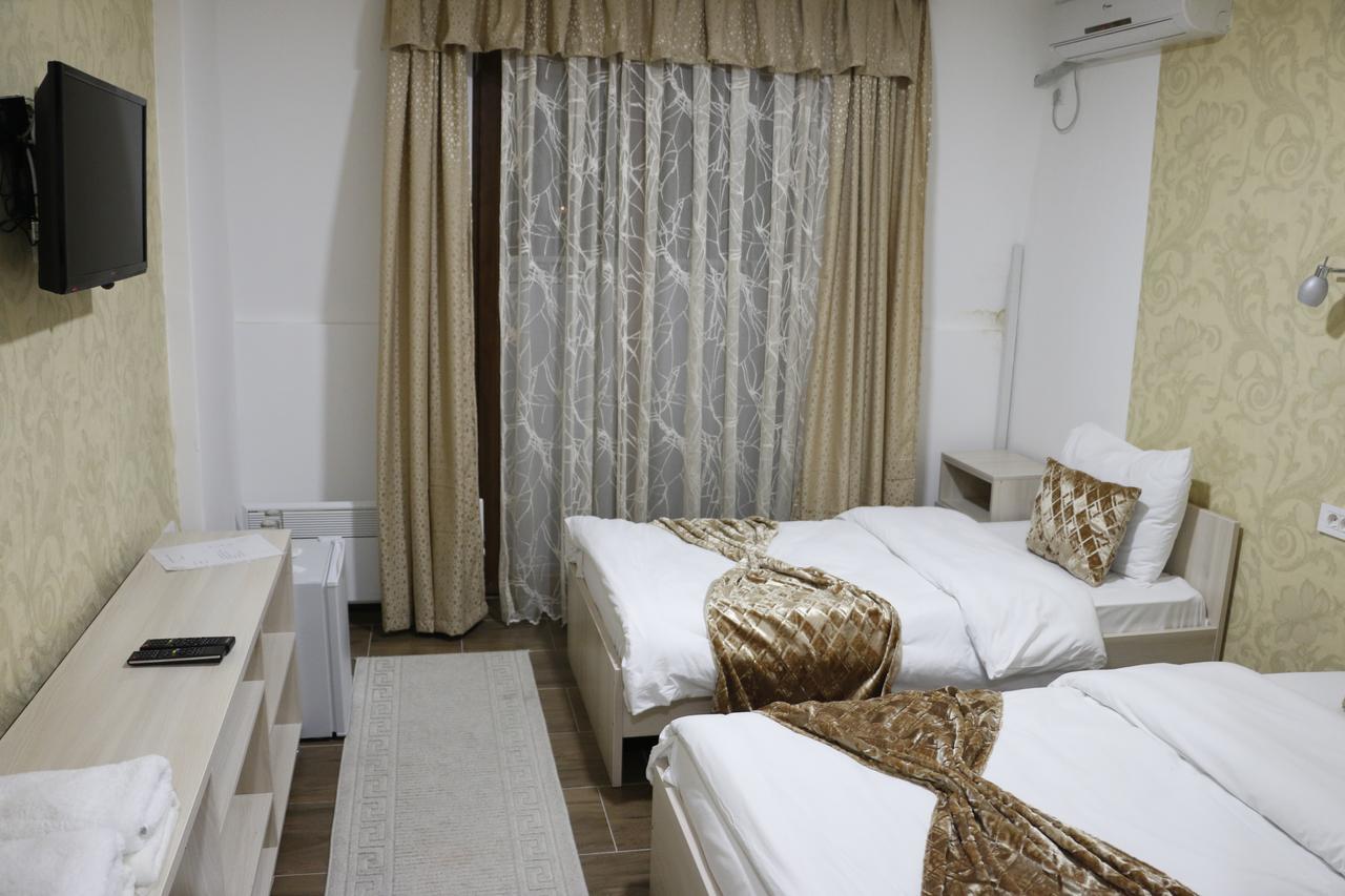 Hotel Ultra Star 스코페 외부 사진
