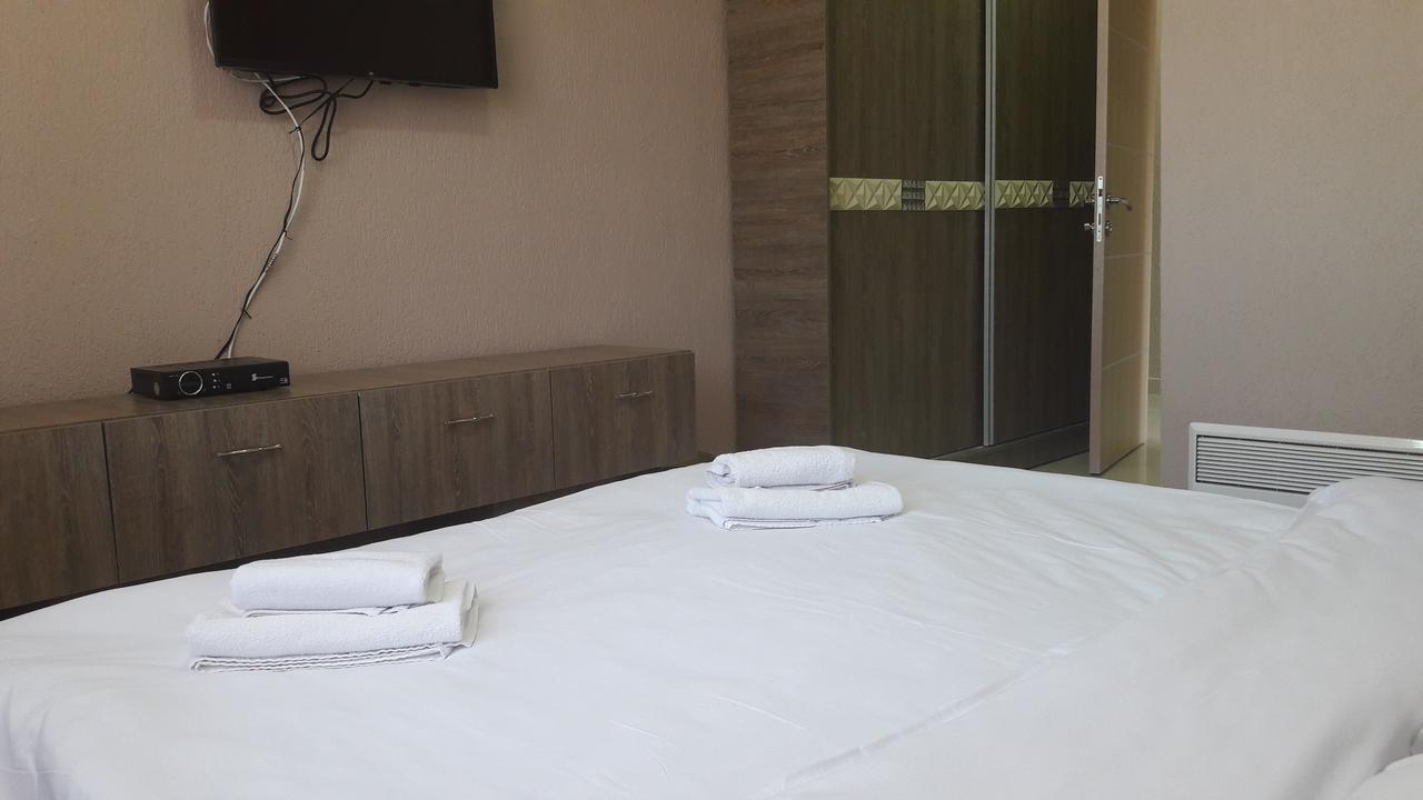 Hotel Ultra Star 스코페 외부 사진
